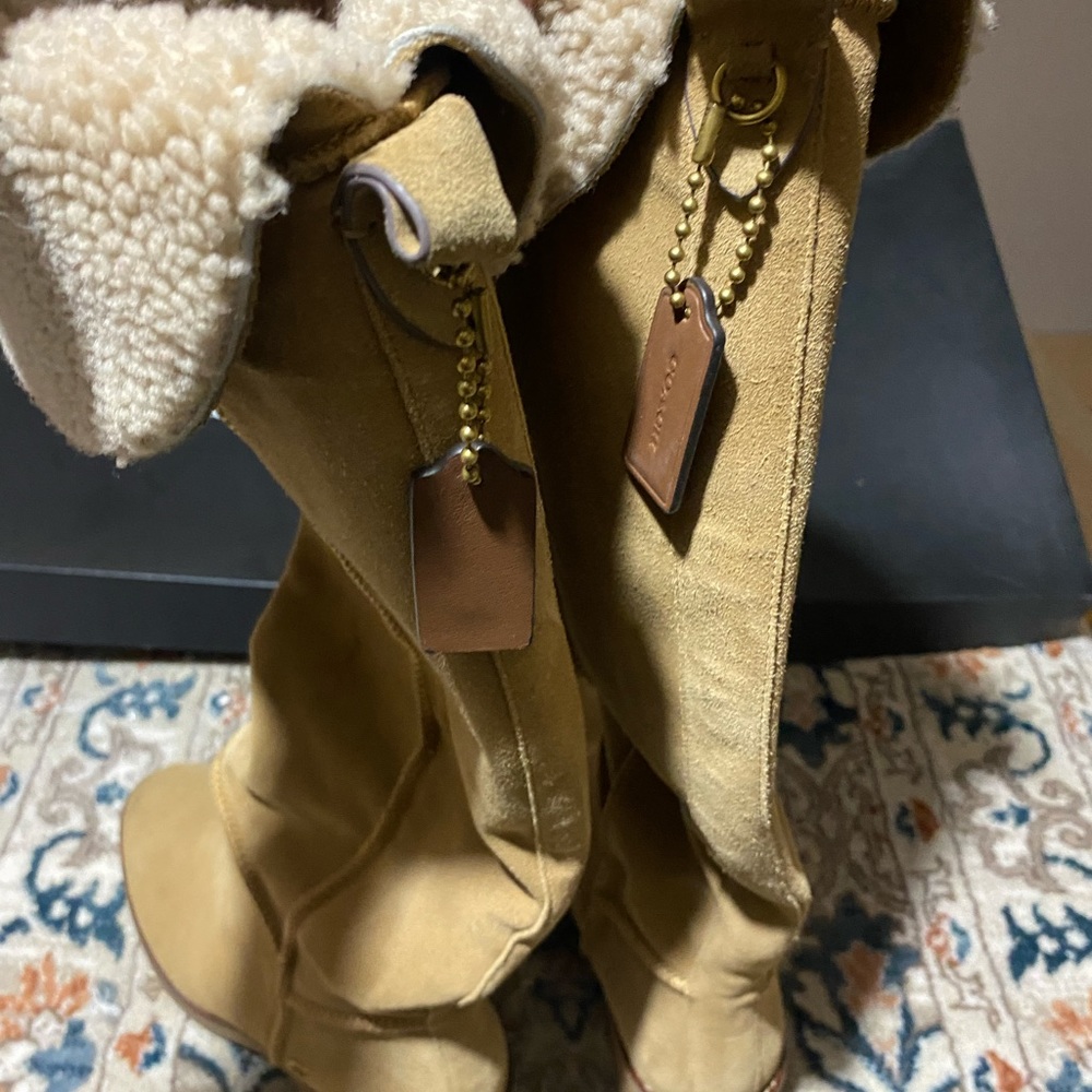 Coach sued shearling foldable top boots turn to knee boots or leg boots - Picture 6 of 9